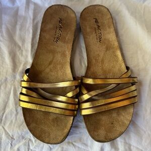 Kenneth Cole Reaction Frida People Chunky Sandal